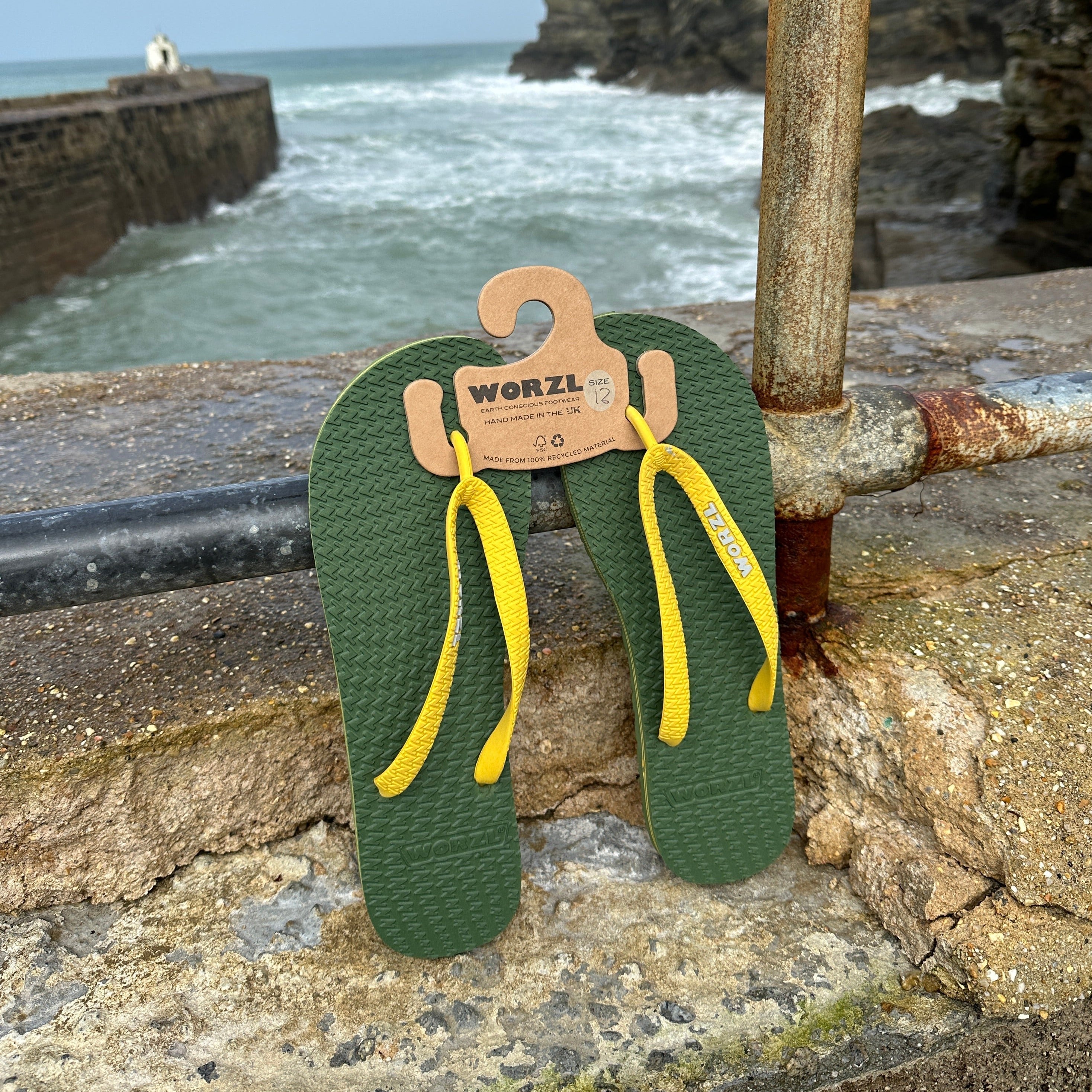 Kids non plastic biodegradable rubber flip flops made in the UK. Worzl